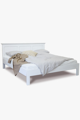 Tömör fenyő ágy provence-i stílusban, fehér vagy patina,